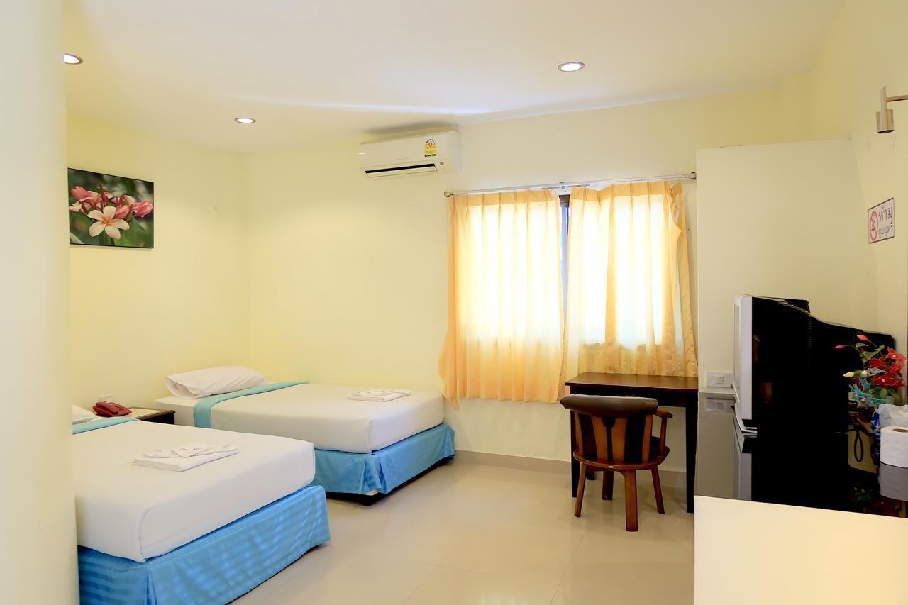Krabi Marina Seaview Hotel Exterior photo